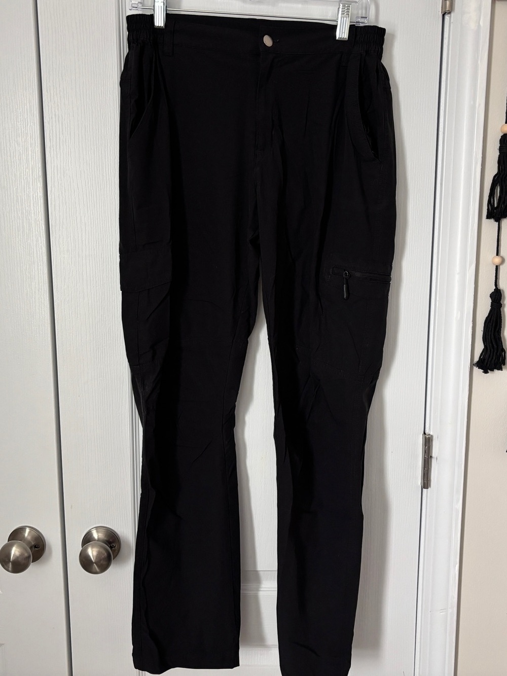 NONWE Women’s Cargo Pants - Medium - Black
